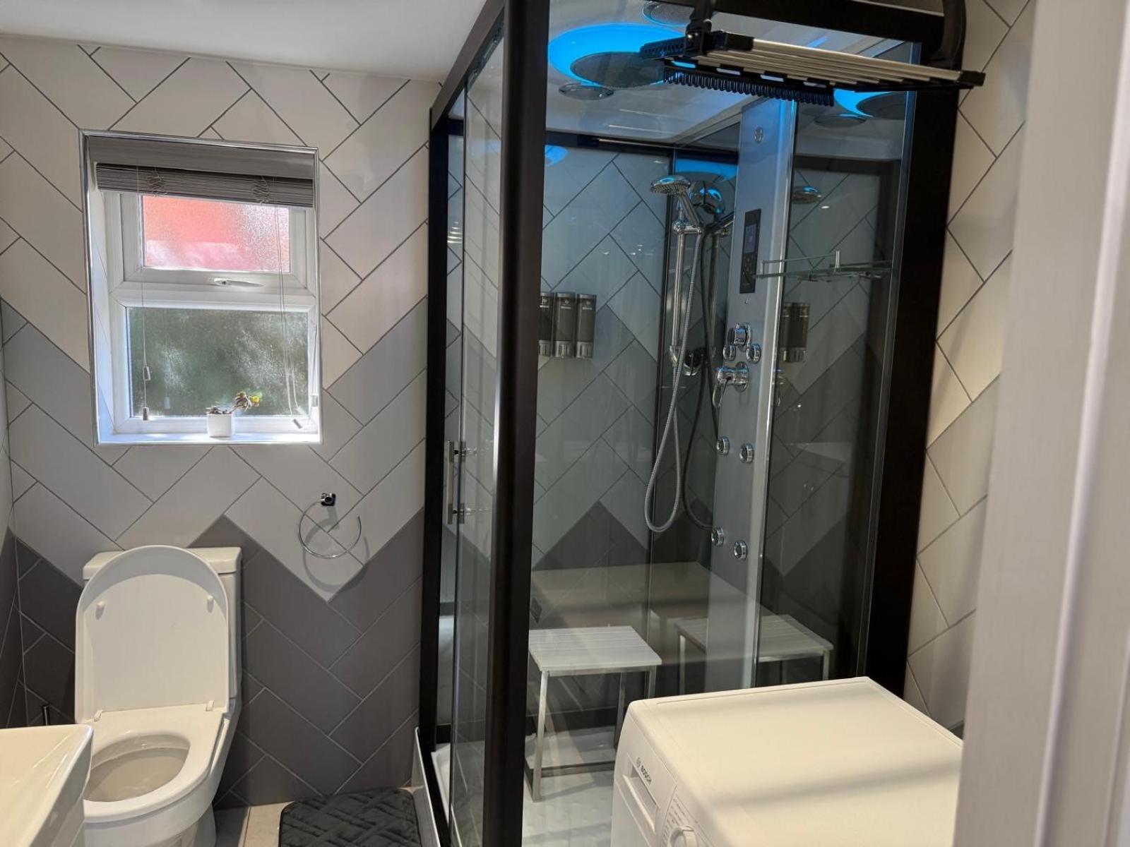 Man Studio - Stereoshower Freeparking 5Min-Metro Mánchester Exterior foto